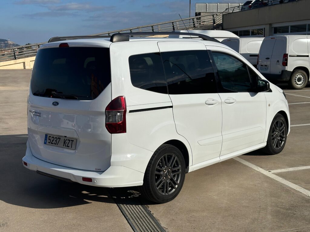 FORD Tourneo Courier 1.0 EcoBoost 74kW 100CV Sport