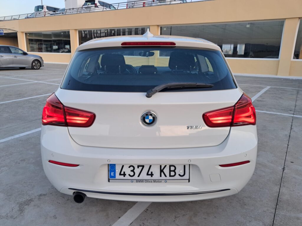 BMW Serie 1 118i SPORT AUTOMATICO