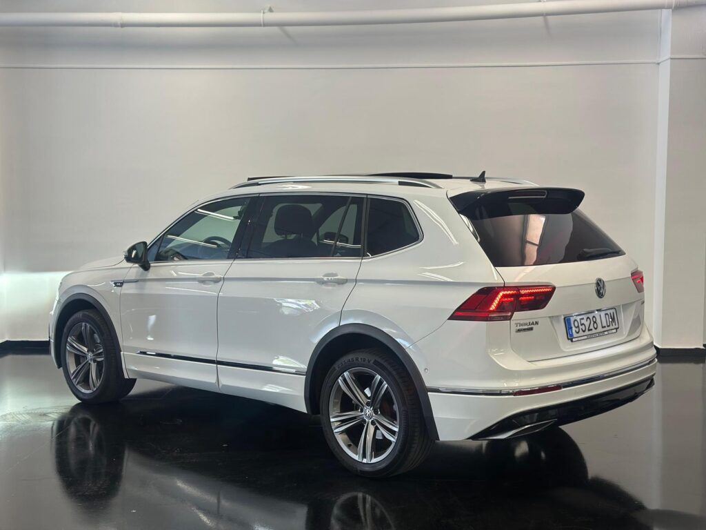 VOLKSWAGEN Tiguan Allspace Sport 2.0 TDI 4Motion DSG 7 Plazas