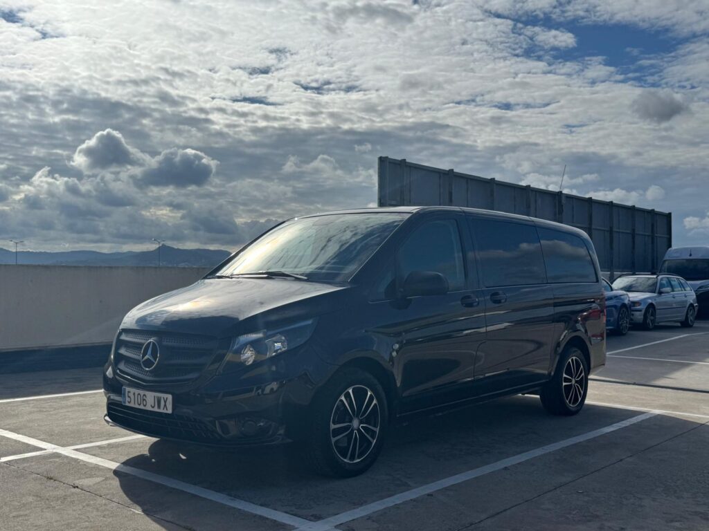 MERCEDES-BENZ Vito 114 CDI Tourer Automática 9 plazas
