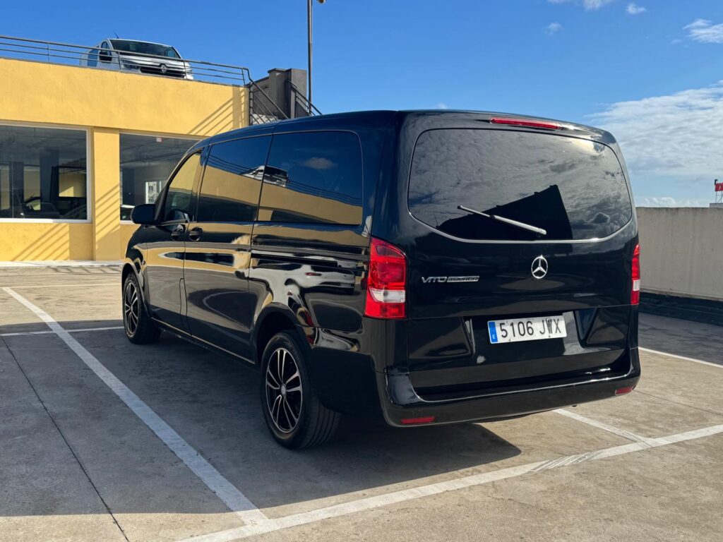 MERCEDES-BENZ Vito 114 CDI Tourer Automática 9 plazas