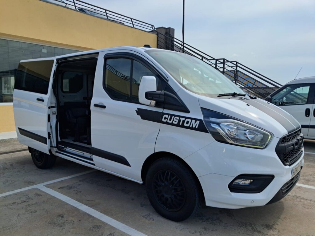 FORD Transit Custom Kombi 2.0 TDCI 170CV  L1