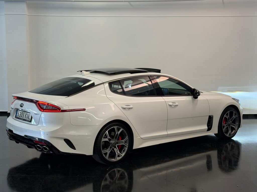 KIA Stinger 3.3 TGDi GT 4x4