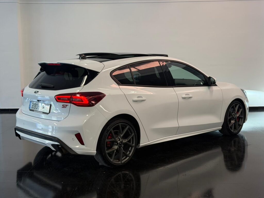 FORD Focus 2.3 Ecoboost ST Auto