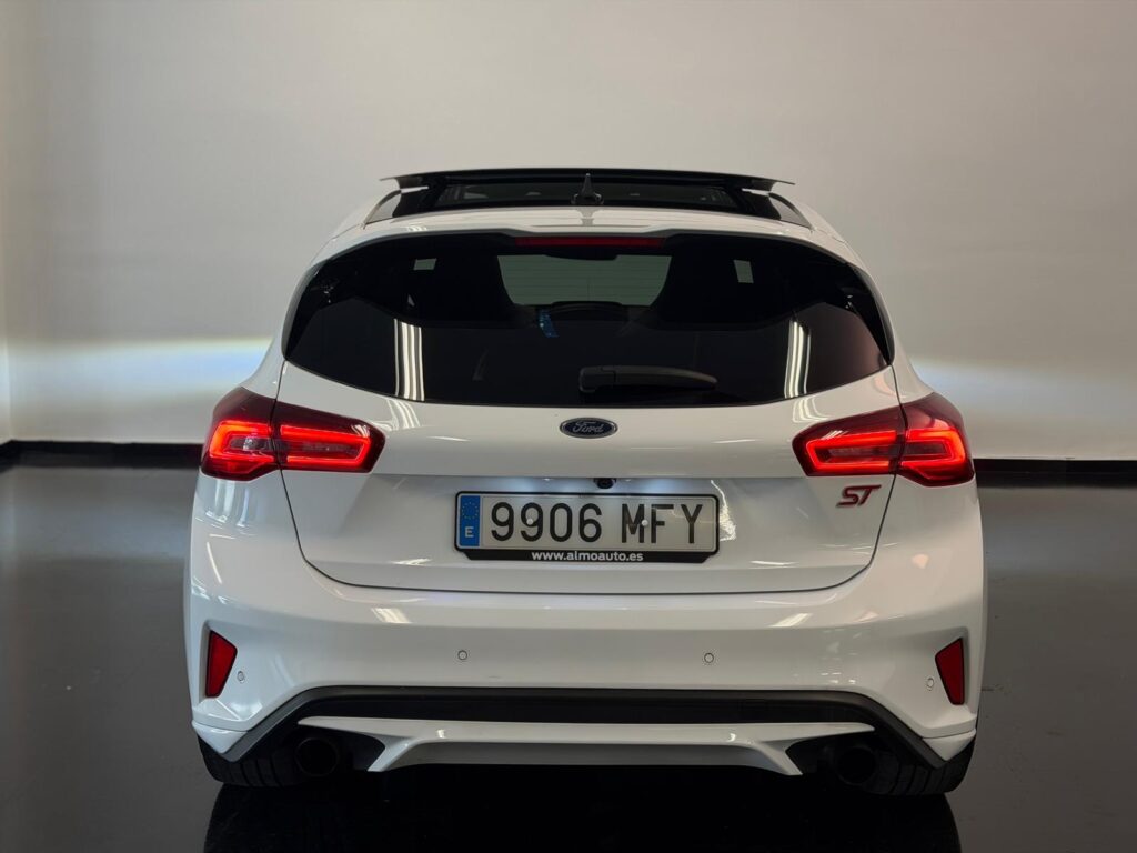FORD Focus 2.3 Ecoboost ST Auto