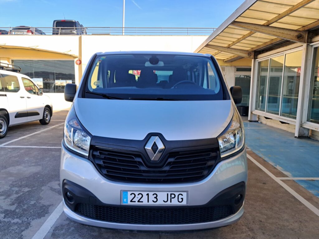 Renault Trafic 9 plazas Iva deducible