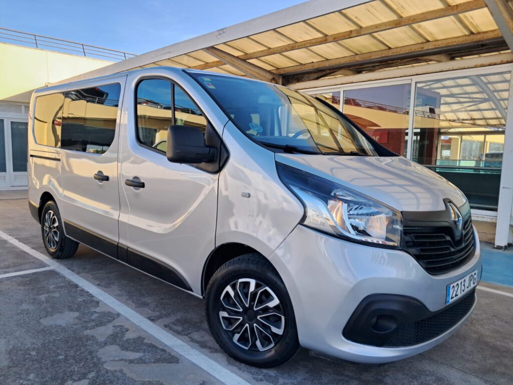 Renault Trafic 9 plazas Iva deducible