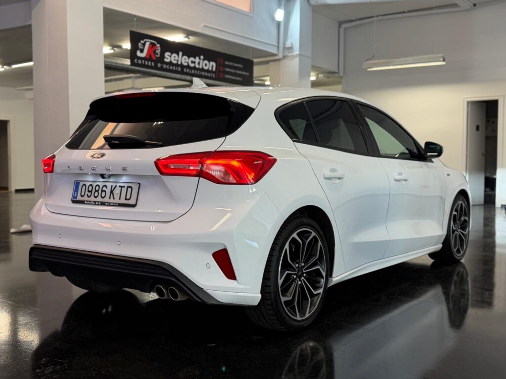 FORD Focus 1.0 Ecoboost STLine